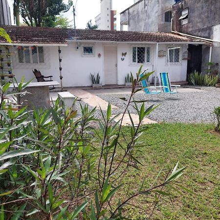 A Casinha Vila Balneário Camboriú Exterior foto